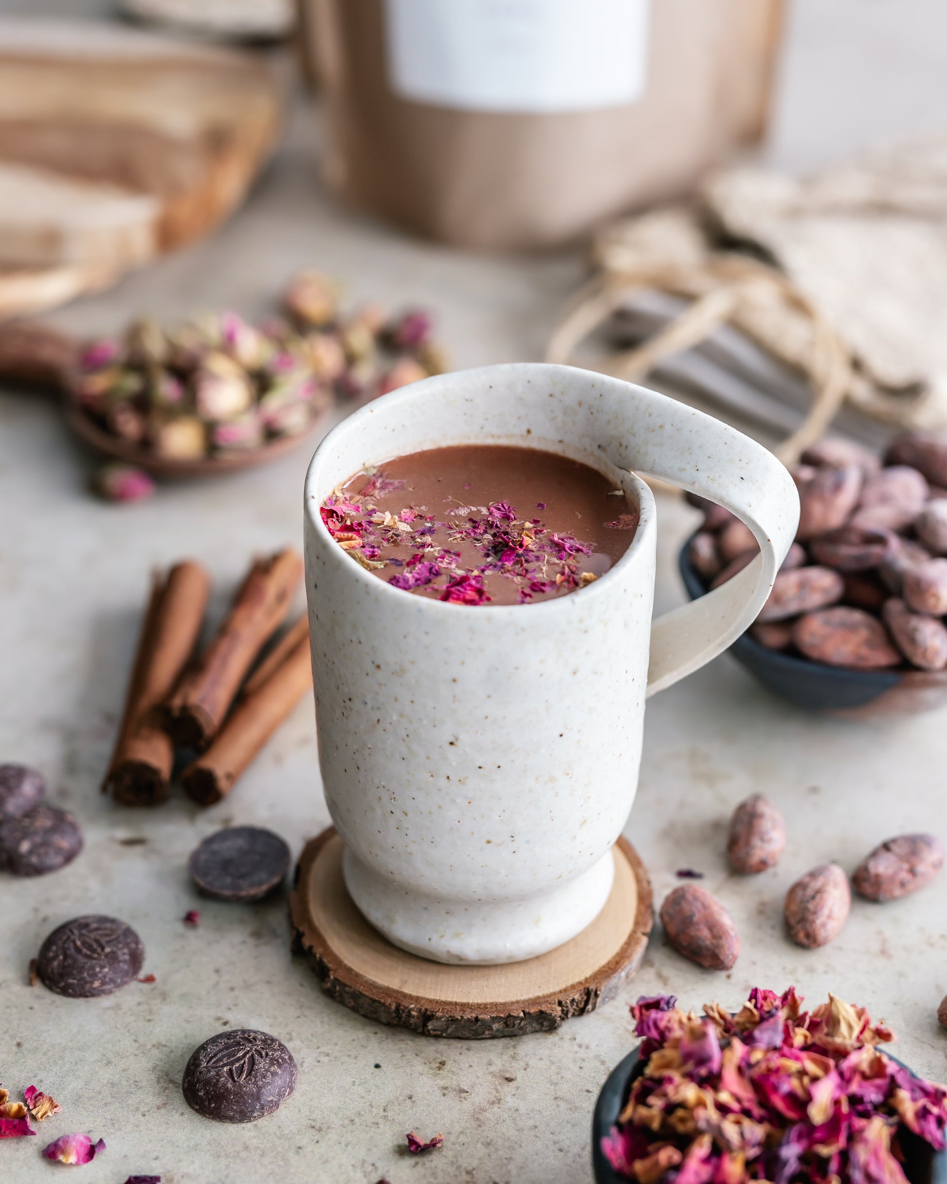 Peru Cacao Tasse Rosenblätter